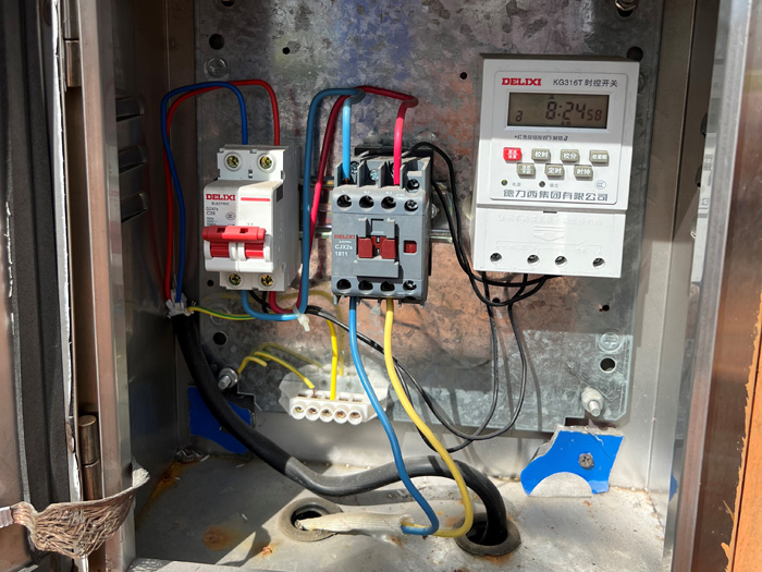 鋼結構廣告牌檢測